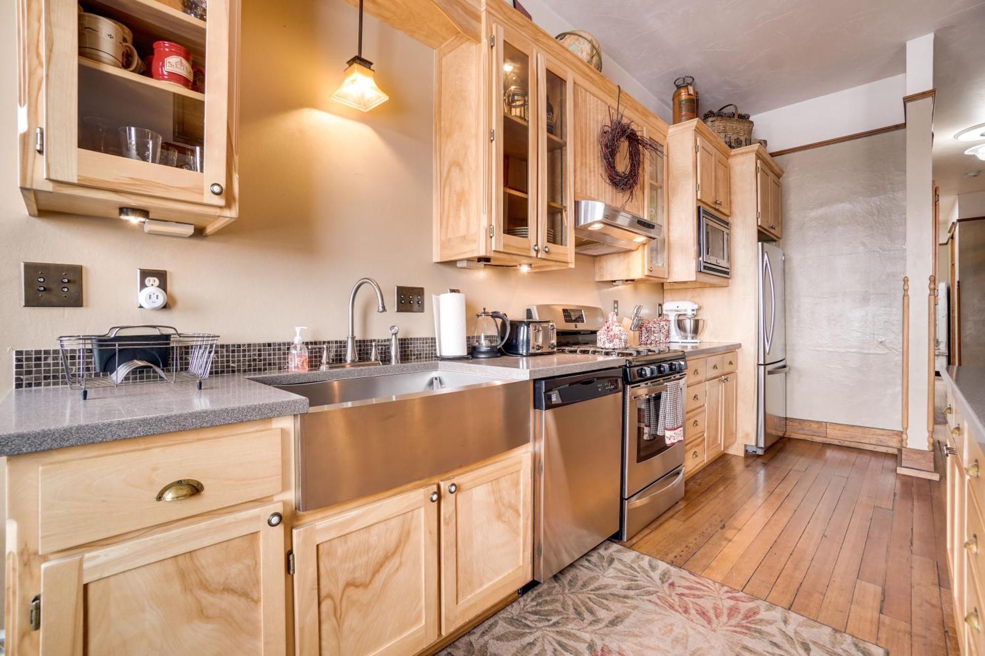 Vintage Downtown Laramie Apartment With Deck! Exterior foto